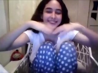 19 Arab Girl Shows Confectionery titst - Look forward PArt2 On CutesCam.com