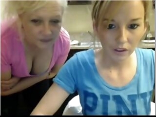 MOTHER AND DAUGHTER SHOW Bristols Chiefly CAM - instagramcamgirl.com
